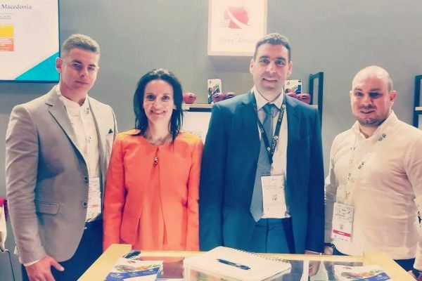 A5153E88-F0C5-41E9-84B5-238E993FC578